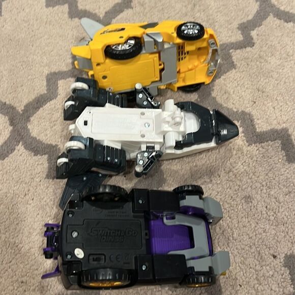 V-tech switch and go dinos in great used condition. All electronics functioning - Picture 6 of 6